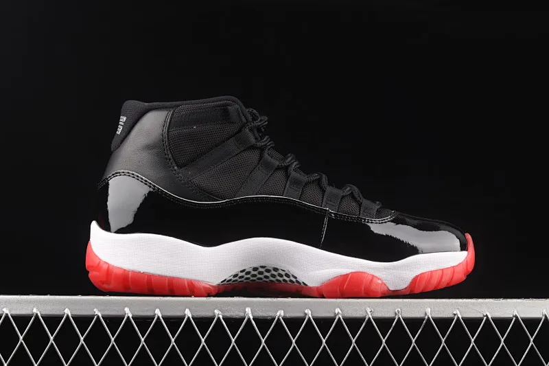 All categories Air Jordan Jordan series basketball shoes Air Jordan 11 F version Air Jordan 11 "Bred" AJ11 Joe 11 patent leather black and red first year replica high-top basketball shoes 378037-061